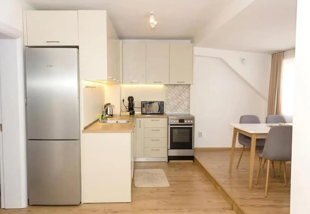 Modern Bright Apartment Close To City Center And Grand Mall Varna