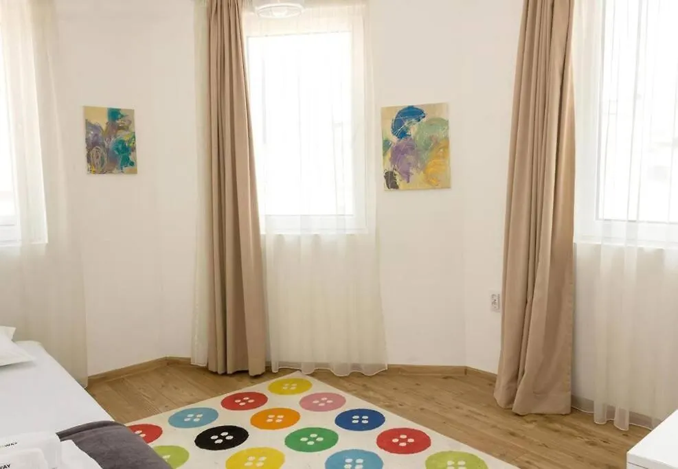 Modern Bright Apartment Close To City Center And Grand Mall Varna