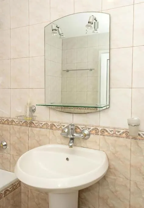 Modern Bright Apartment Close To City Center And Grand Mall Varna